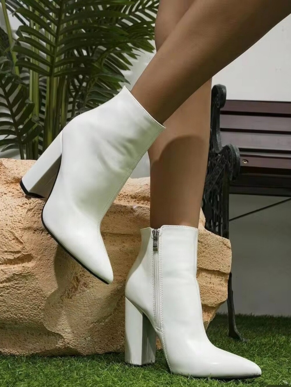 Qupid White Ankle Booties